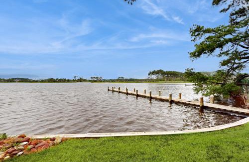Keen-Wik On the Bay House | The Pinecone
