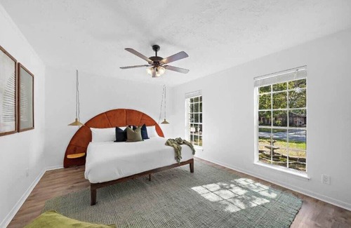 Oak Ridge North House | The Pines I Theater Room I Private Pool | BBQ