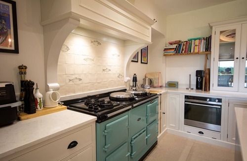 Llanfairpwllgwyngyll Apartment | The Pink House - A stunning family home with spectacular views of Snowodnia