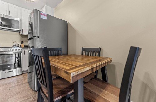 Blackfoot Apartment | The Pit Stop - Car Themed Apartment in Blackfoot