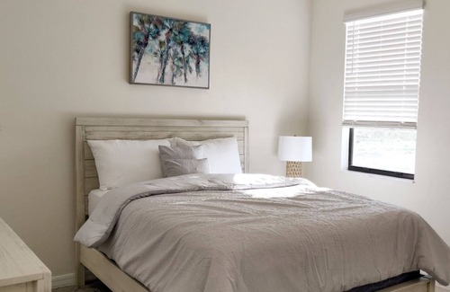 Biggar House | The Place at Corkscrew! Brand New, beautiful single family home! Pet friendly :)