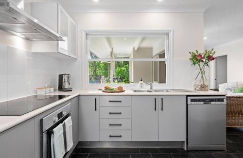 Peregian Beach House | The Pod - Pet Friendly