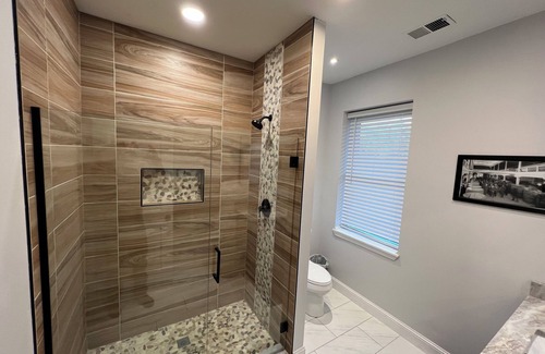 Clifton Apartment | The Point is a spacious and completely renovated one bedroom apartment.