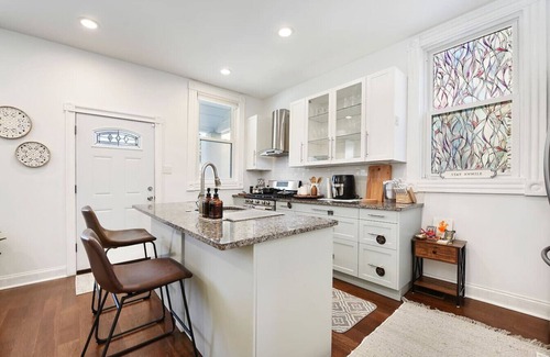 East Liberty House | The Point State Room on Beatty