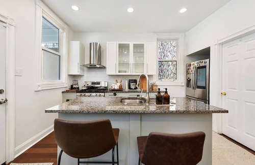 East Liberty House | The Point State Room on Beatty