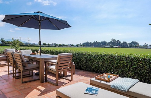 Toro Canyon Apartment | The Polo Lounge By The Sea 3BD w Large Patio