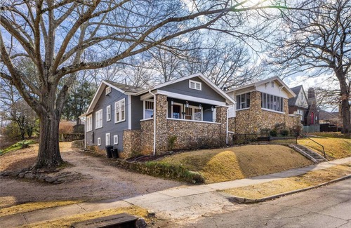 Crestline Heights House | The Pond Pad - Crestwood/Backyard/Pets/Games/WiFi