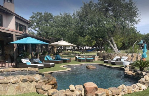Cardinal Hills Estates House | The Ponderosa Family Suite Resort!