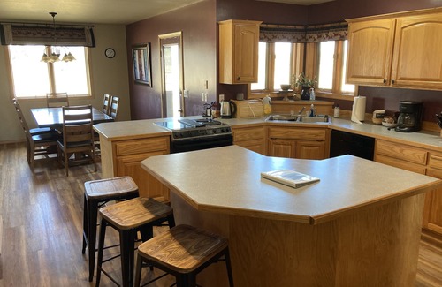 Grantsdale House | The Ponds-A Working Ranch