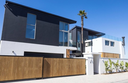Sunset Beach Apartment | The Pool-House @ Ocean 9