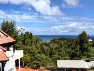 Nakama Hotel | The Pool Resort OKINAWA