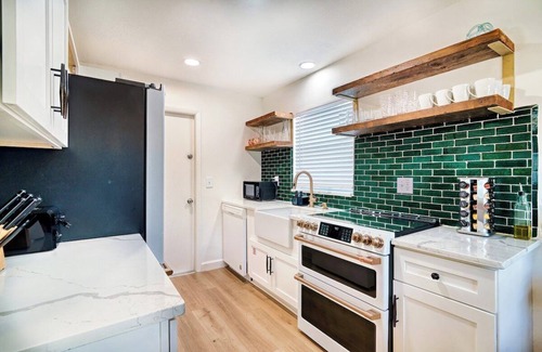 Largo House | The Poolside Escape S