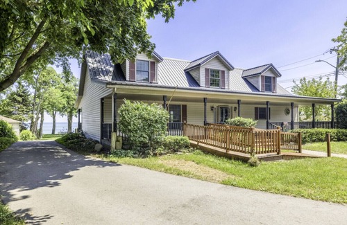 Lakeport Apartment | The Porchlight – Lakeport