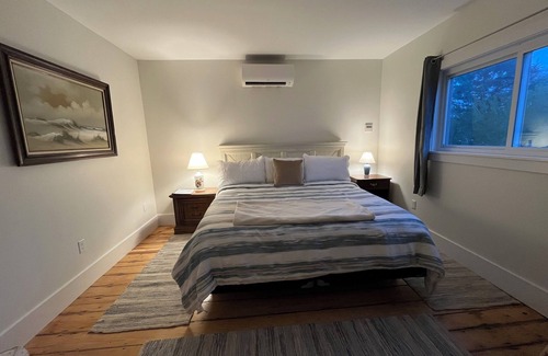 Phippsburg House | The Porthole - Seaside Suite on Popham Beach!