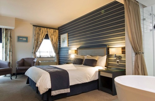 Victoria and Alfred Waterfront Hotel | The Portswood Hotel
