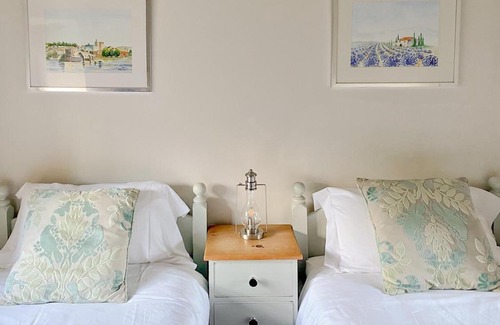 Paignton House | The Pound House