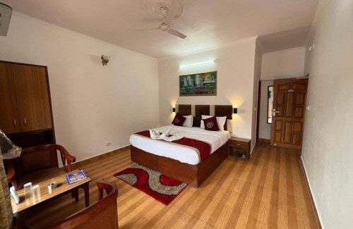 South West Hotel | The Precesion Palace Hotel Near IGI Airport