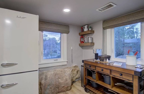 Prescott House | The Prescott Hideout - Sleeps 8/Firepit/Close to Whiskey Row