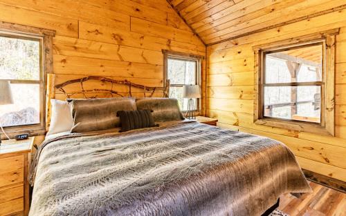 Aquone Villa | The Preserve Mountain Getaway Cabin