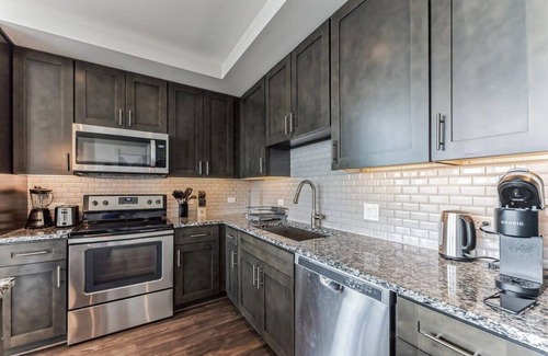 Houston Apartment | The Preston Beauty I Premium 2BR in Dallas