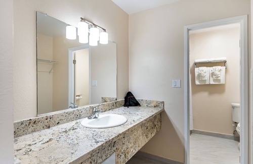 Vallejo Hotel | The Prime Suites, Vallejo and Napa Valley