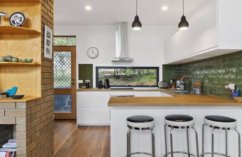 Anglesea House | The Property - Pet Friendly