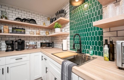 Turkey City House | The Propless Retreat-Peaceful Riverfront Getaway-Hiking, Rails to Trails, Kayak