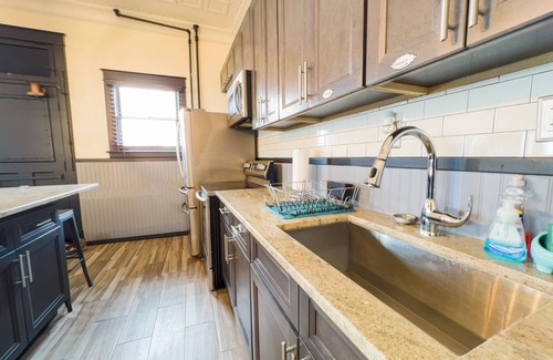Niagara Falls Apartment | The Pub with Private Yard & Parking, Near the Falls & Casino by Niagara Hospitality