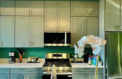 Biloxi House | The Pullman House #824 - Downtown Townhouse with Pool
