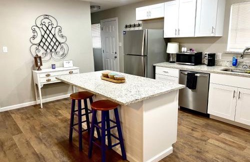 Stephenville House | The Purple House - Cozy Near TSU