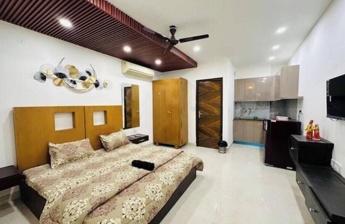 Delhi Cantonment Apartment | The Puzzle by Prahar Homes Apt 3
