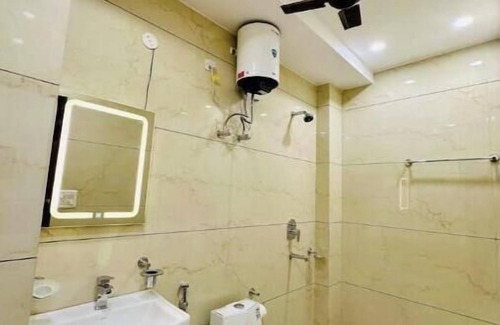 Delhi Cantonment Apartment | The Puzzle by Prahar Homes Apt 10