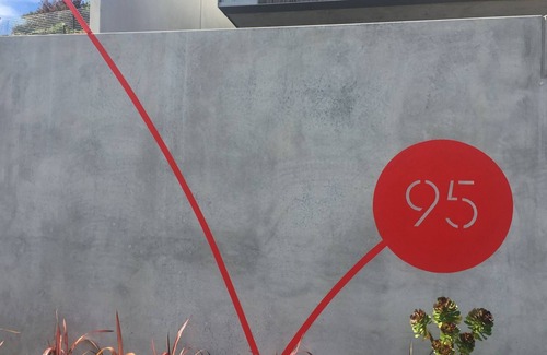 Hobart Central Business District Apartment | The Quarry House Luxury Retreat (Lark suite)