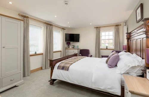 Linlithgow Bed & Breakfast | The Queens View Luxury B&B