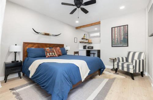 Three Rivers House | The Rae | Sequoia Motel RM 5