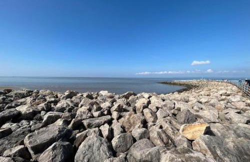 Morecambe Resort | The Rainbow's nest