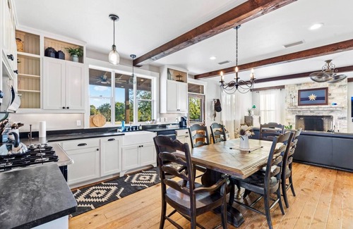 Grapetown Other | The Ranch House for 2 @ TimberRose Ranch hot tub