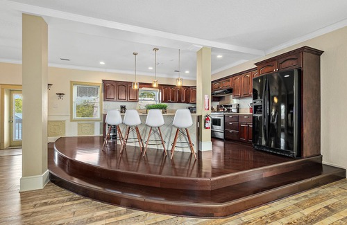 Lincolnville Condo | The Ray - Penthouse Suite - Rooftop View