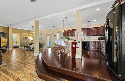 Lincolnville Condo | The Ray - Penthouse Suite - Rooftop View