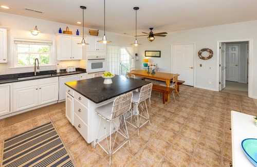 Sandbridge House | The Real Thing II - 6 bedroom semi-oceanfront with pool