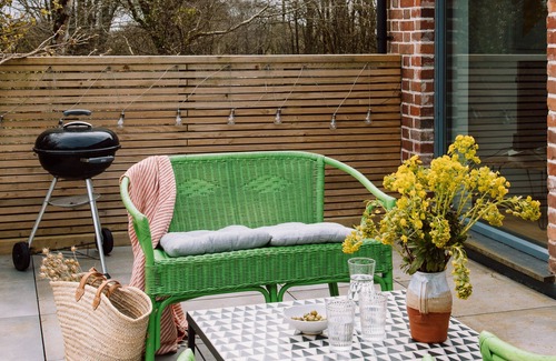 Holsworthy House | The Red Barn - sleeps 4 guests in 2 bedrooms