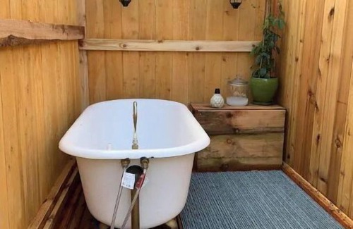 McKenna Cabin | The Red Cabin at Left Foot Farm