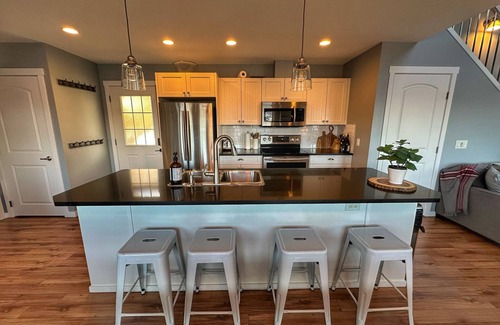 Central Okanagan Cottage | The Red Haus stunning lakeview home on Okanagan Lake, W Kelowna, La Casa Resort.