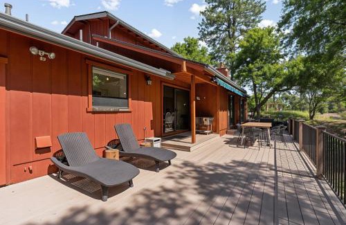 Groveland House | The Red House - Near Golf, Beaches & Communal Pool home