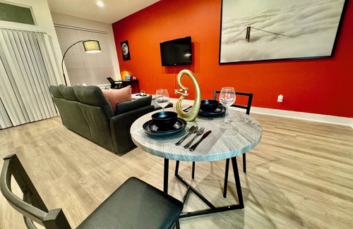 Deep Ellum Apartment | The Red Rose in Deep Ellum