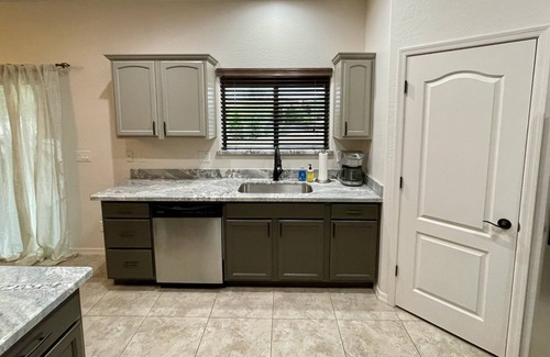 Desert View Village House | The Redbird, Dog-friendly Gem in Cave Creek