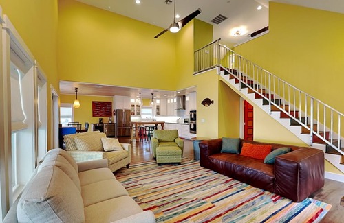 Rockport House | The Reel McCoy | Dog Friendly + Lighted Pier & Pool!