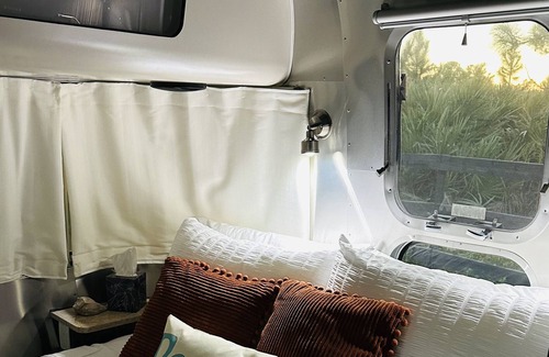 New Smyrna Beach House | The Refuge Guesthouse-5 minutes from the beach