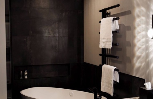 Vanderhoof Hotel | The Reid Hotel