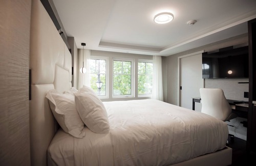 Vanderhoof Hotel | The Reid Hotel